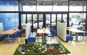 マイネ牛久店内2