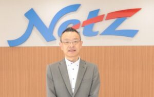 マイネ下妻店長