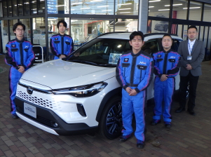 マイネ牛久整備スタッフ